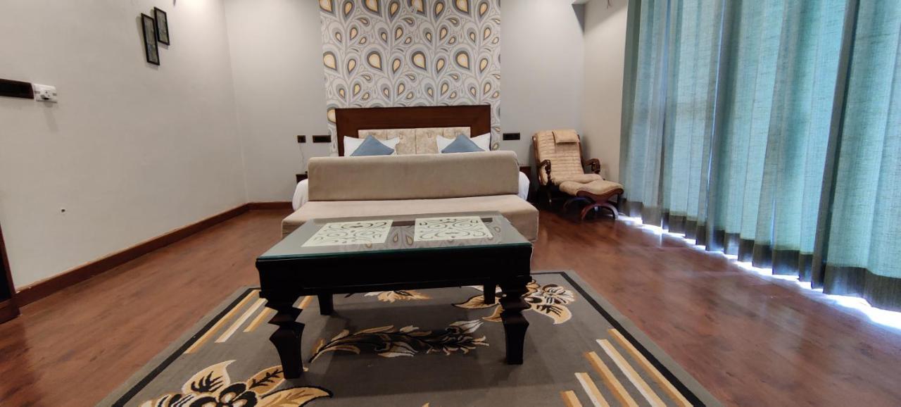 Dreamcatcher Boutique Hotels Bhimtal Exterior photo
